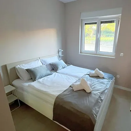 Sara Apartament Sukošan