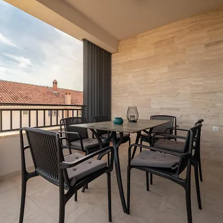 Sara Apartament *