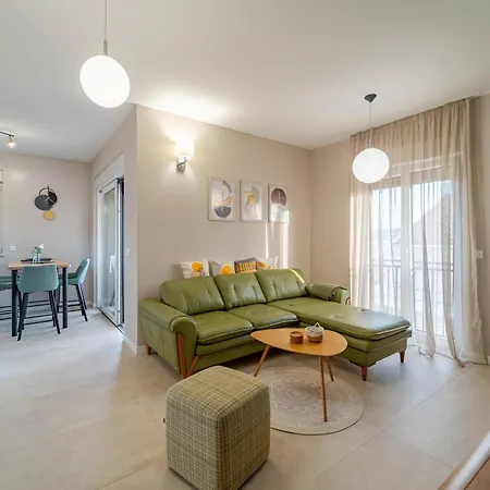 Sara Apartament Sukošan